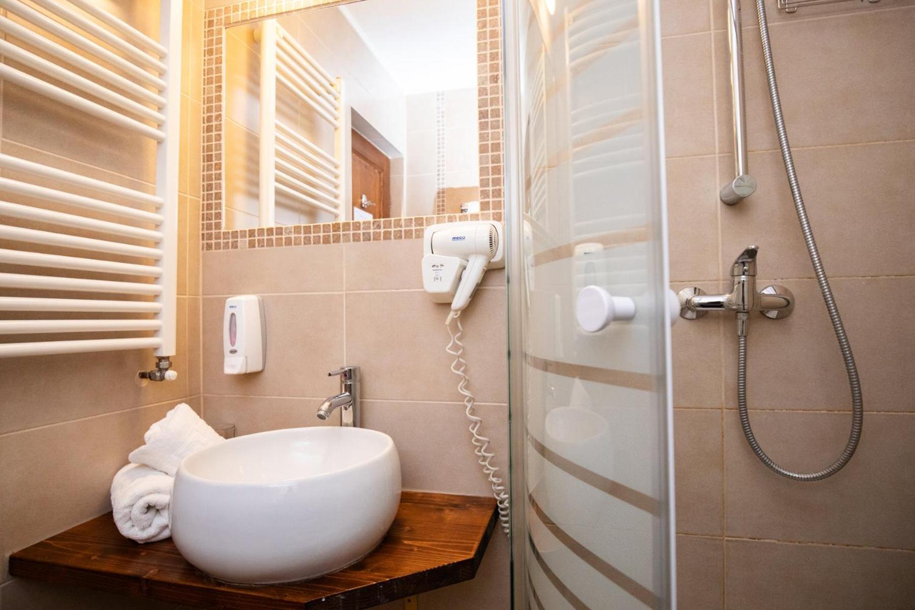Hotel Riviera Σινάια Εξωτερικό φωτογραφία