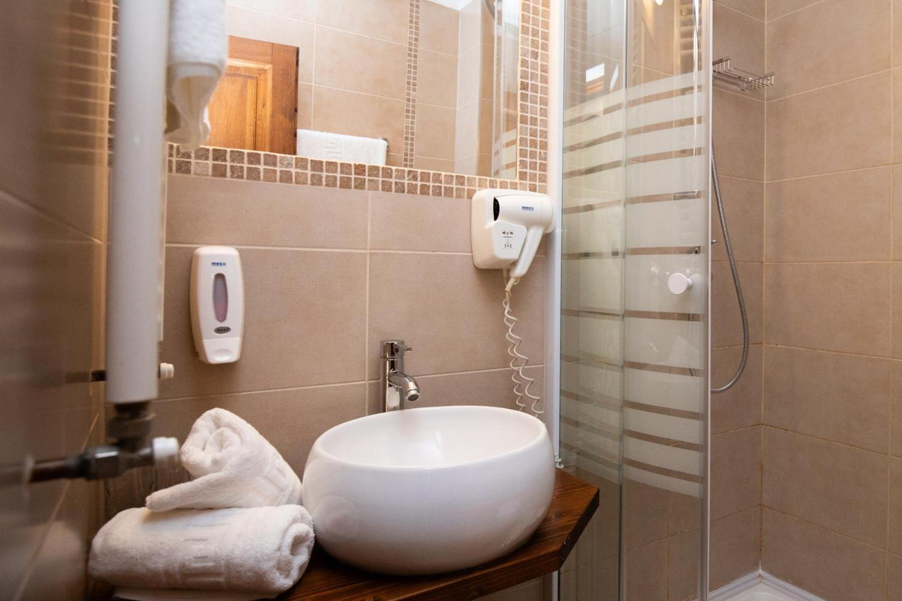 Hotel Riviera Σινάια Εξωτερικό φωτογραφία
